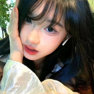 不再托腮遐思